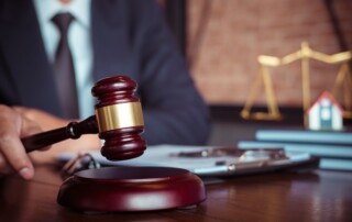 Lebăda neagră judiciară servită nouă ieri de Curtea de Apel Ploiești